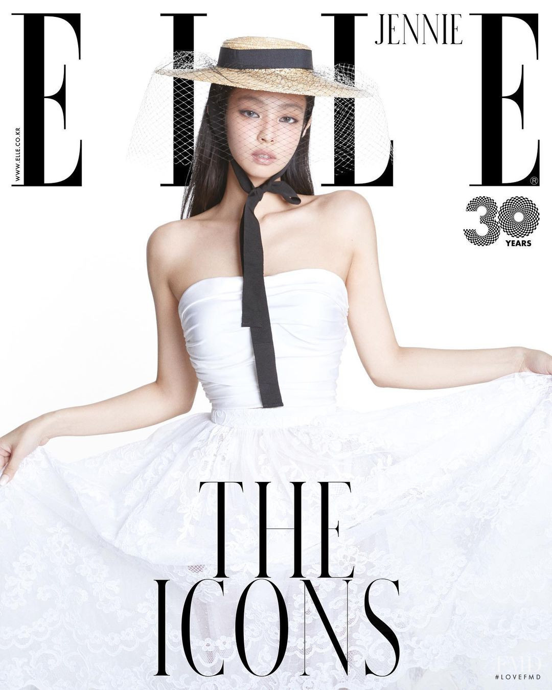 Обложка журнала ELLE с Jennie
