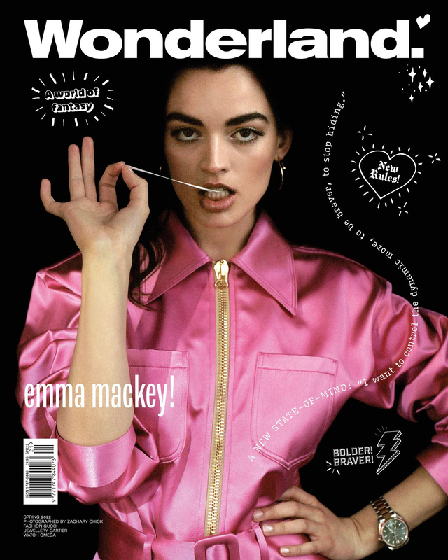 Модель: Emma Mackey