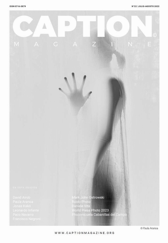 Обложка журнала Caption magazine