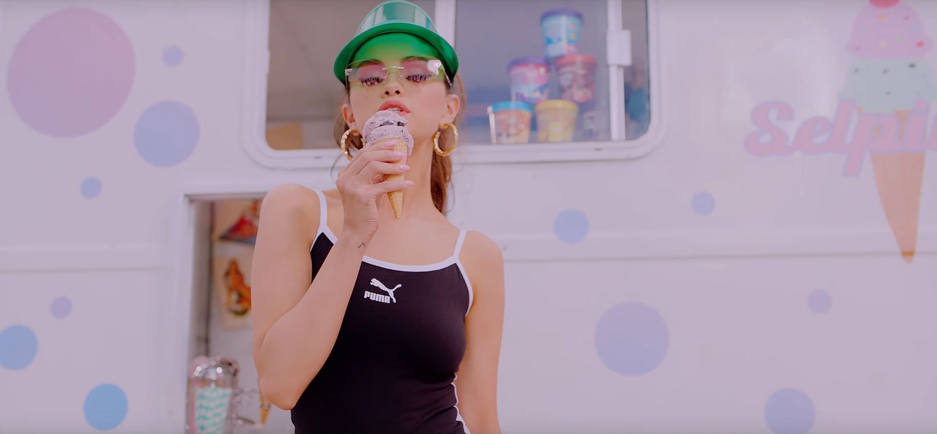 Реклама Puma в клипе BLACKPINK & Selena Gomez - Ice Cream (2020)